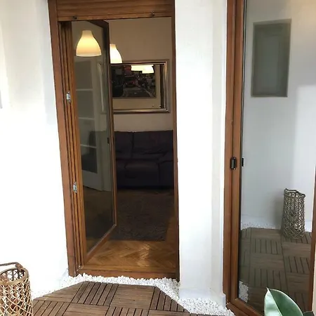 Apartment Downtown Bohemian Bucharest