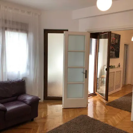 Downtown Bohemian Apartment *