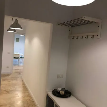 Downtown Bohemian Apartment Bucharest