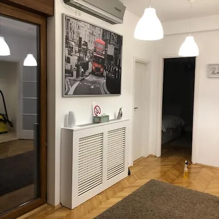 Apartment Downtown Bohemian